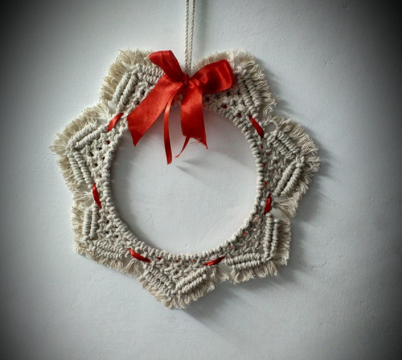 Macrame christmas wreath